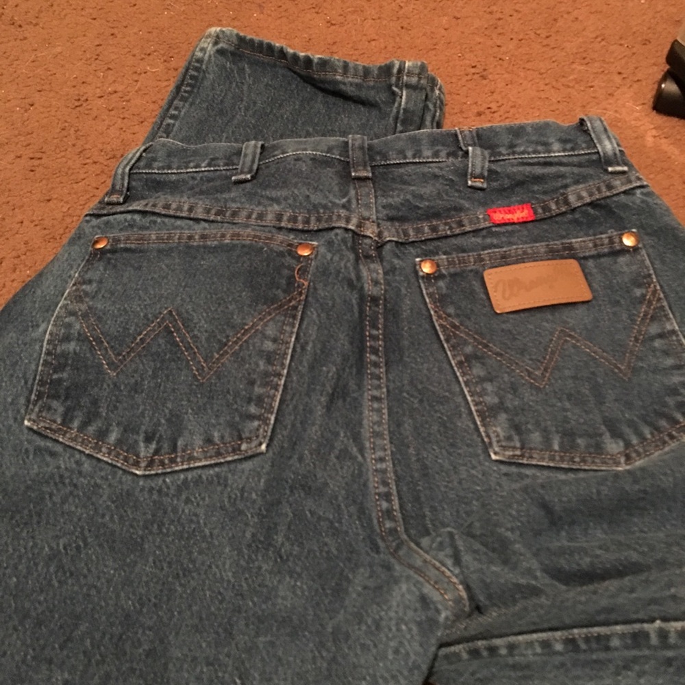 Wrangler 14MWZ jeans.  Size 11x34.
